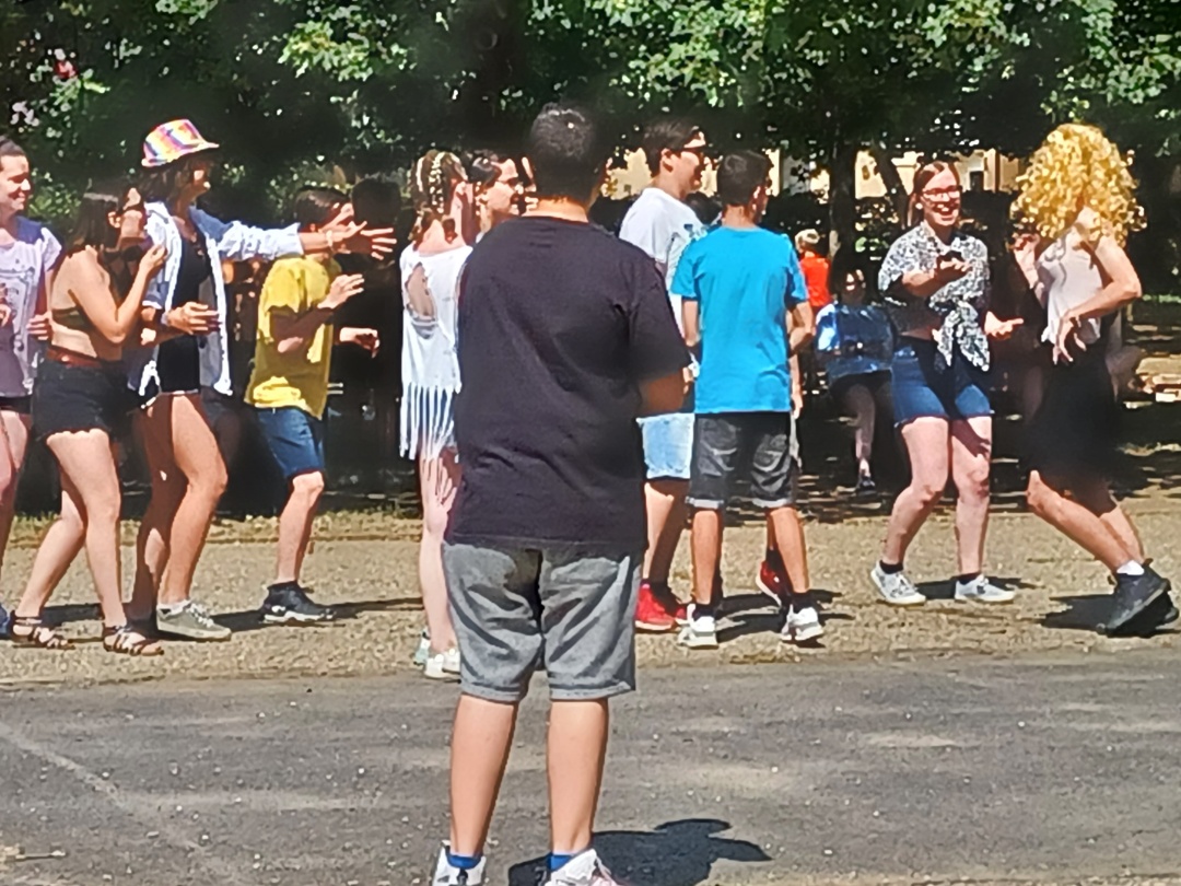 batch_20220614_094506